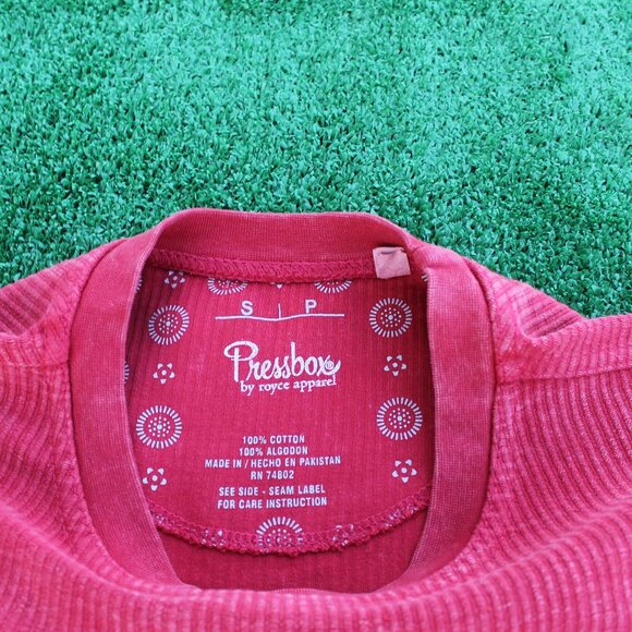 ❤️Arkansas Razorbacks Comfy Cord Vintage Wash Pullover - Picture 6 of 6